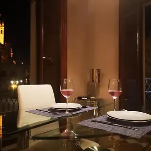 Luxury With Views To Alcazar, Cathedral And Giralda. Seville